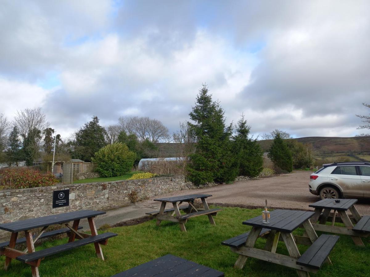 The Crown Inn Wentnor Экстерьер фото