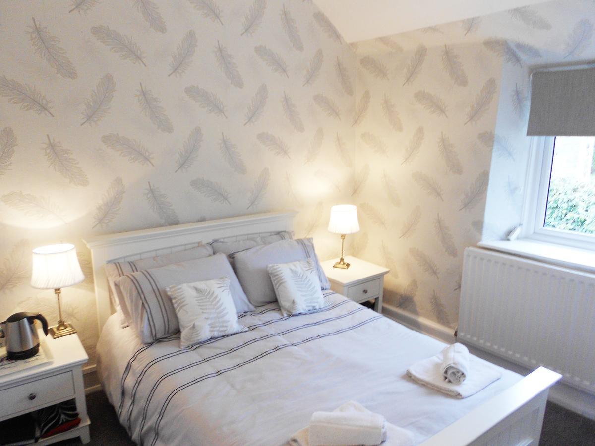 The Crown Inn Wentnor Экстерьер фото