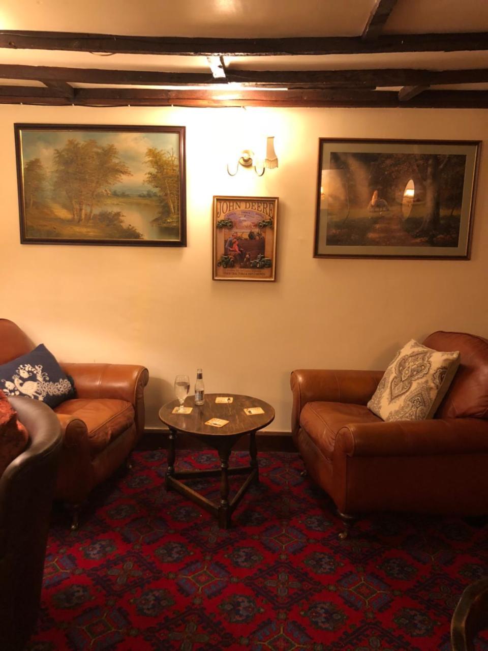 The Crown Inn Wentnor Экстерьер фото